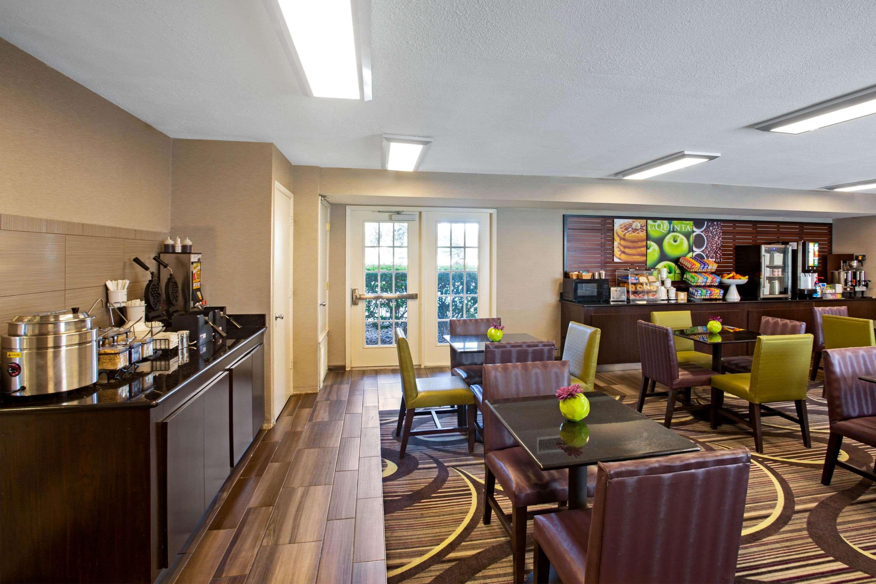 La Quinta Inn By Wyndham Сан Маркос Екстериор снимка