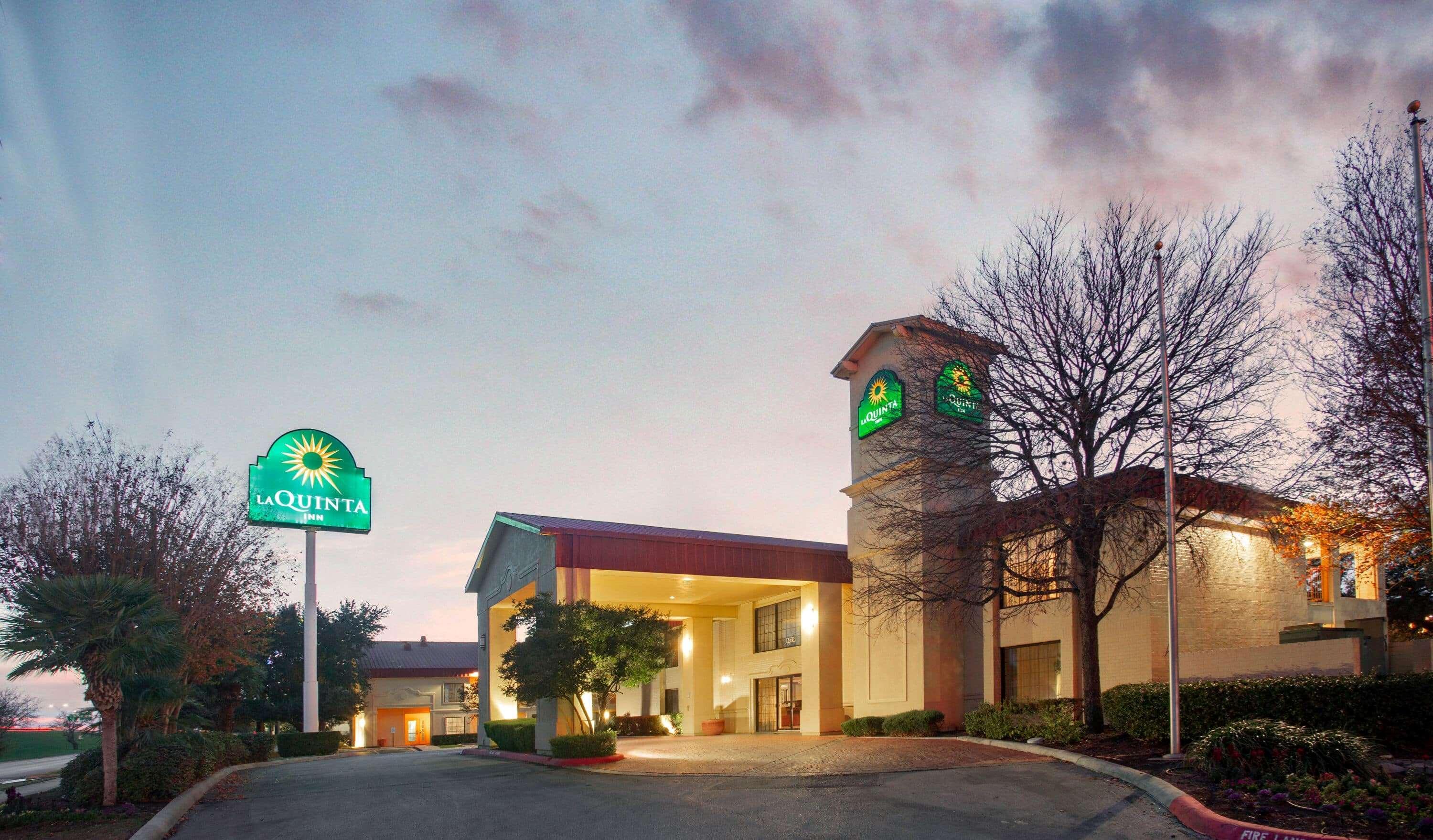 La Quinta Inn By Wyndham Сан Маркос Екстериор снимка